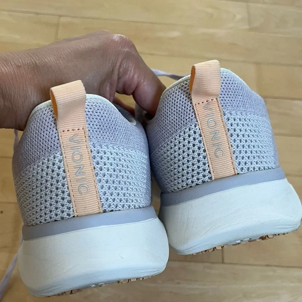 Vionic Arrival Sneaker In Mist Purple/ Cloud Cream 11